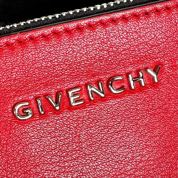 Givenchy Couture Large Rare Red, White & Navy Stitched Logo Pouch/Clutch - Picture 4 of 9